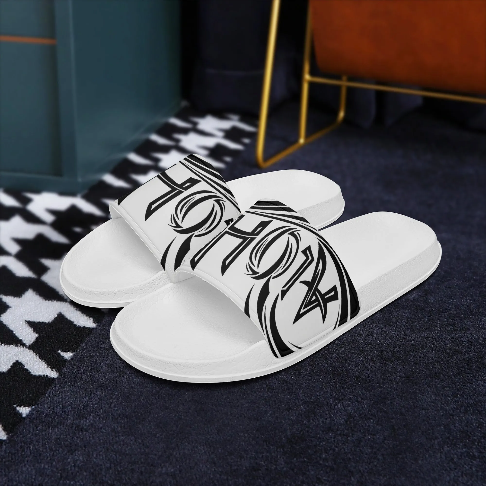 650. Casual Slippers