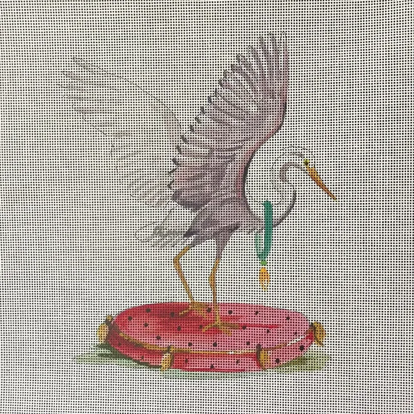 AN497  egret on cushion