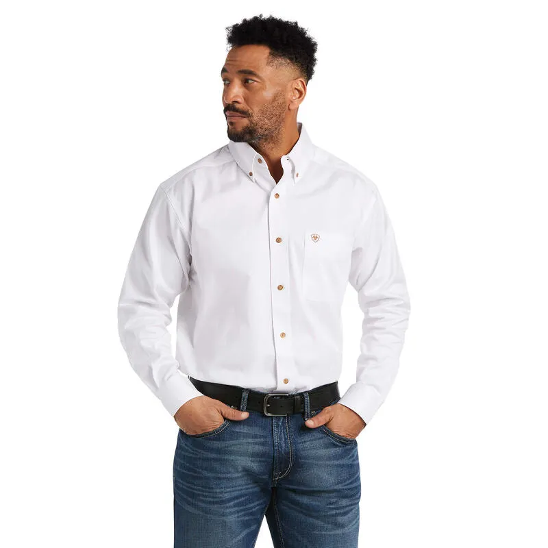 Ariat Men's Solid Twill Classic Fit Shirt