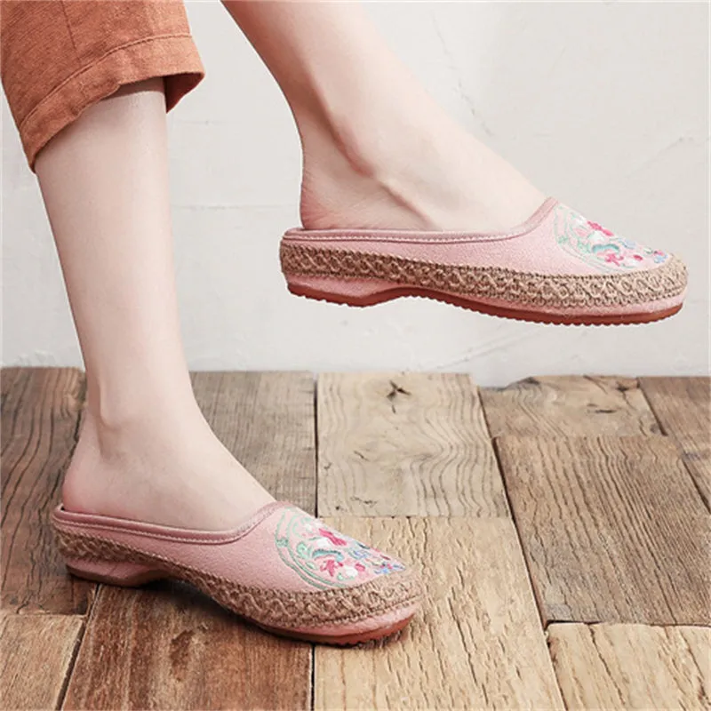 Casual Flat Heel Floral Embroidered Slippers