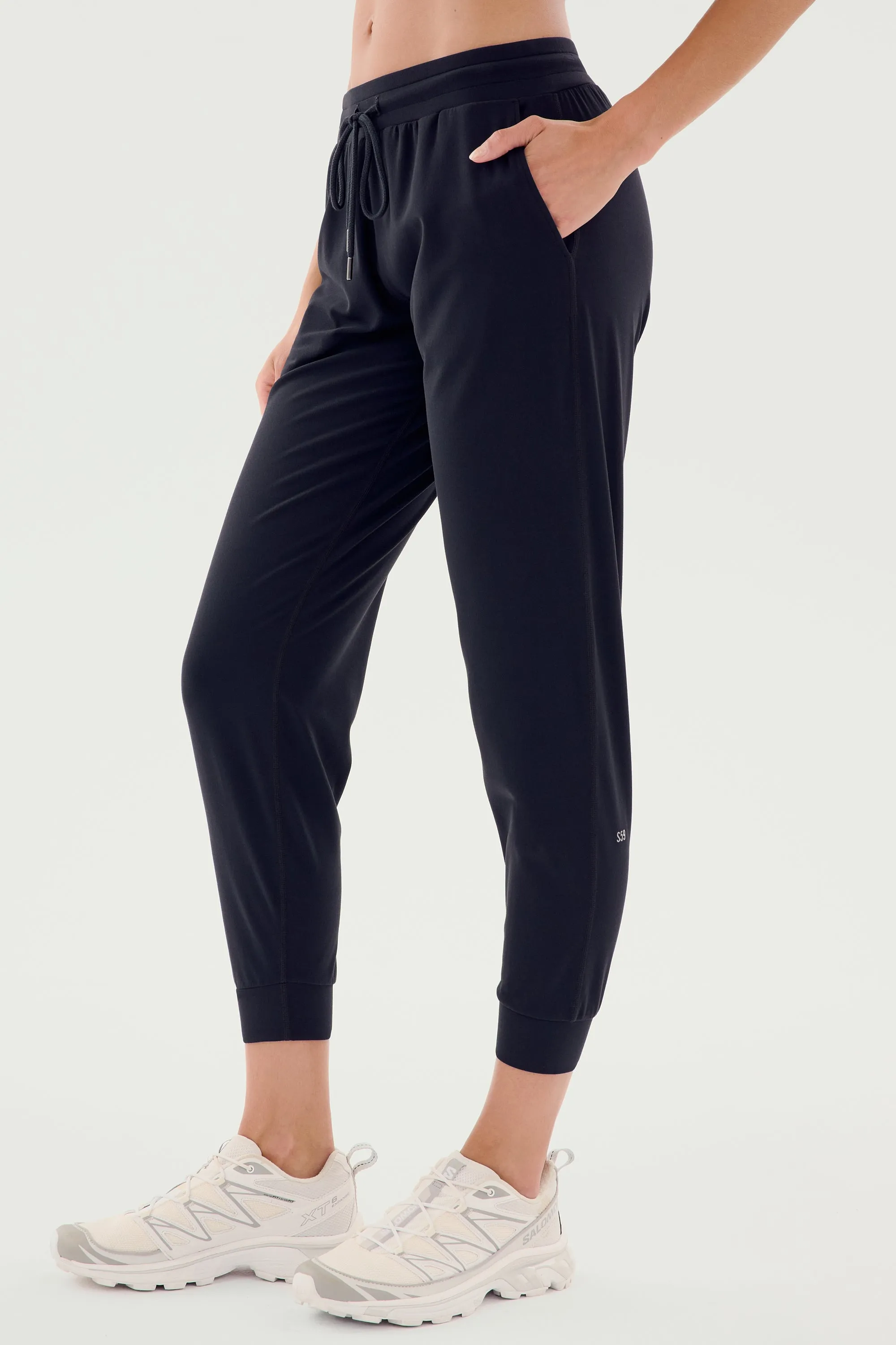 Classic Airweight Jogger - Black