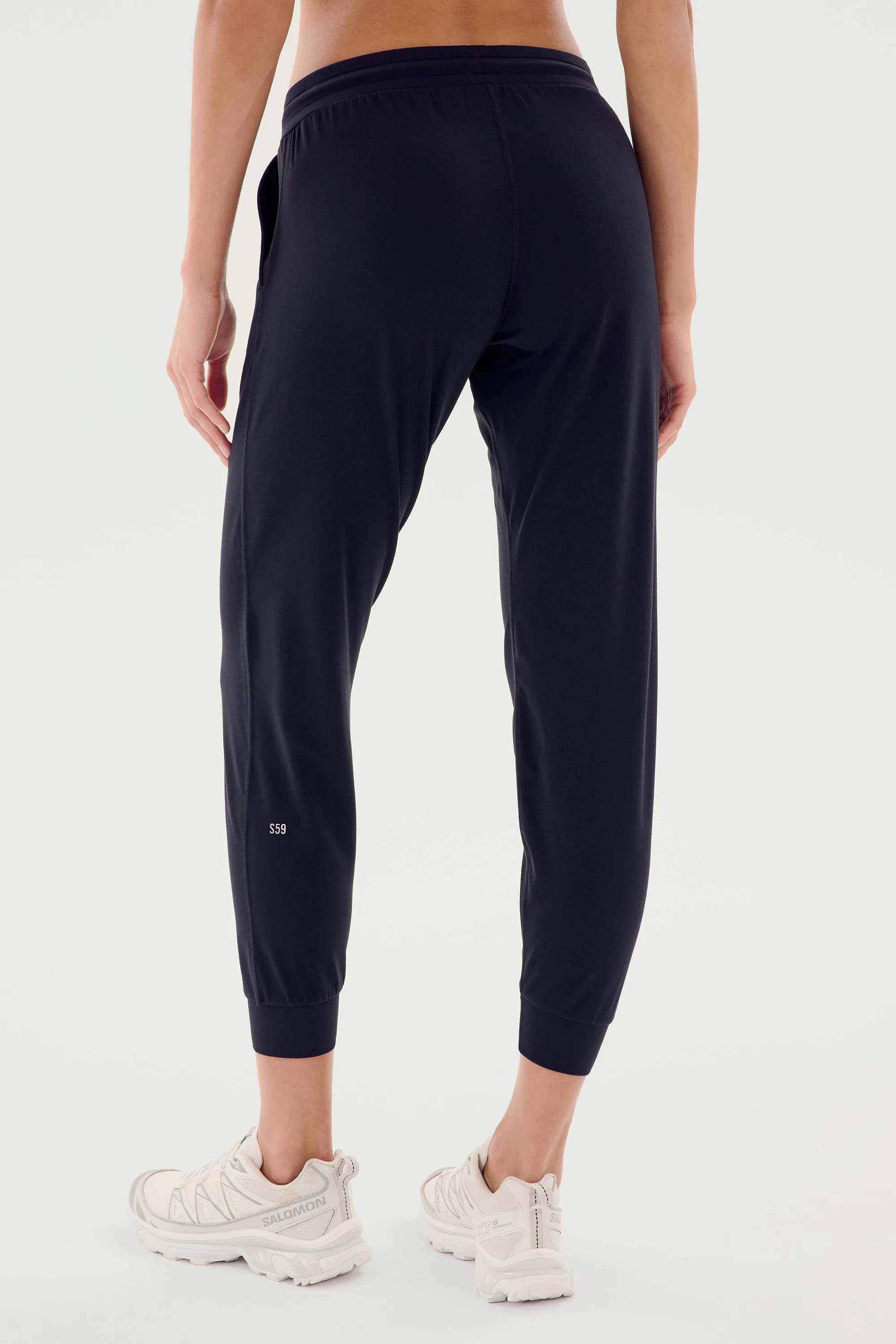 Classic Airweight Jogger - Black