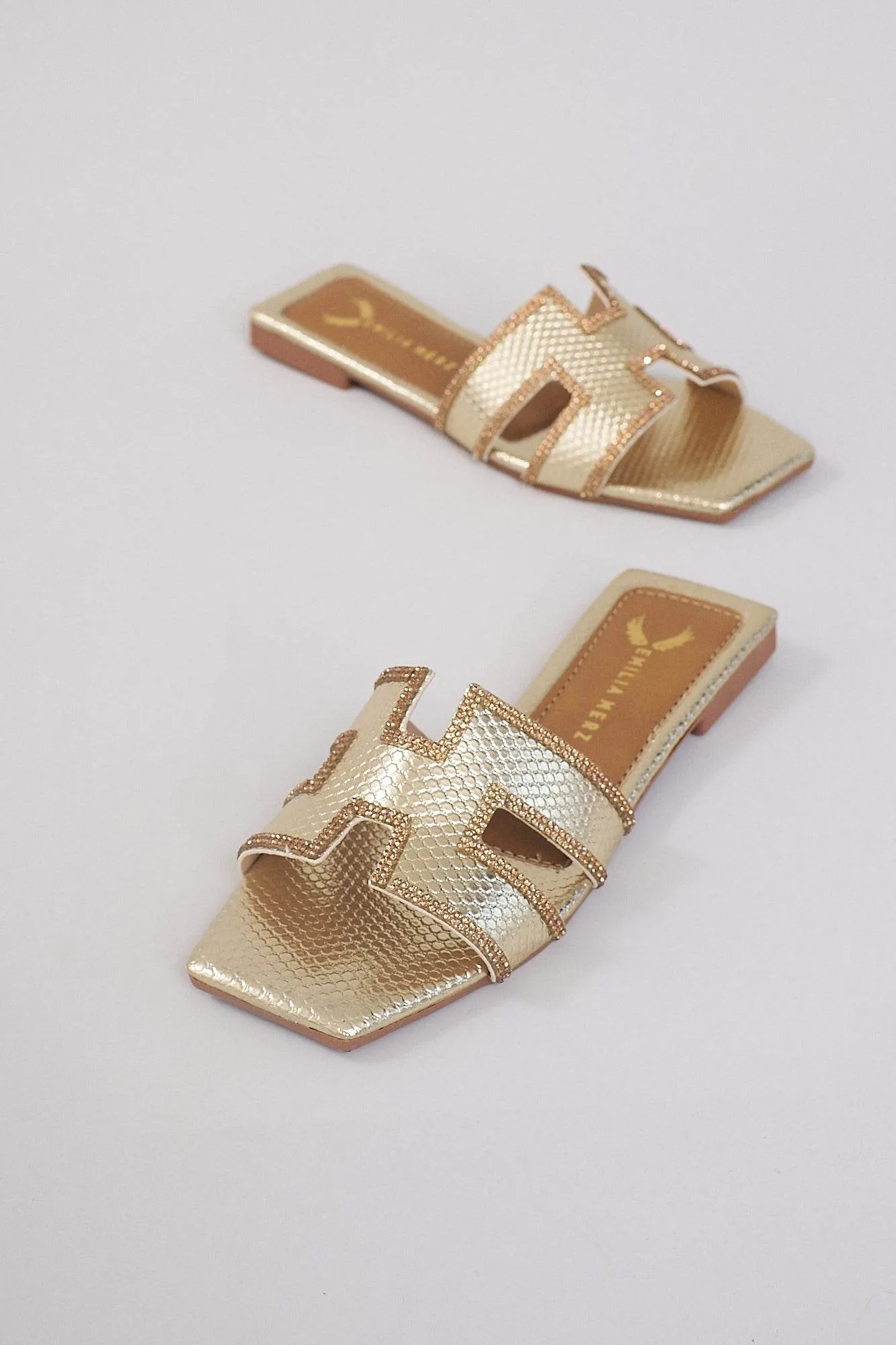 Dubai H Flats - Rhinestone Gold