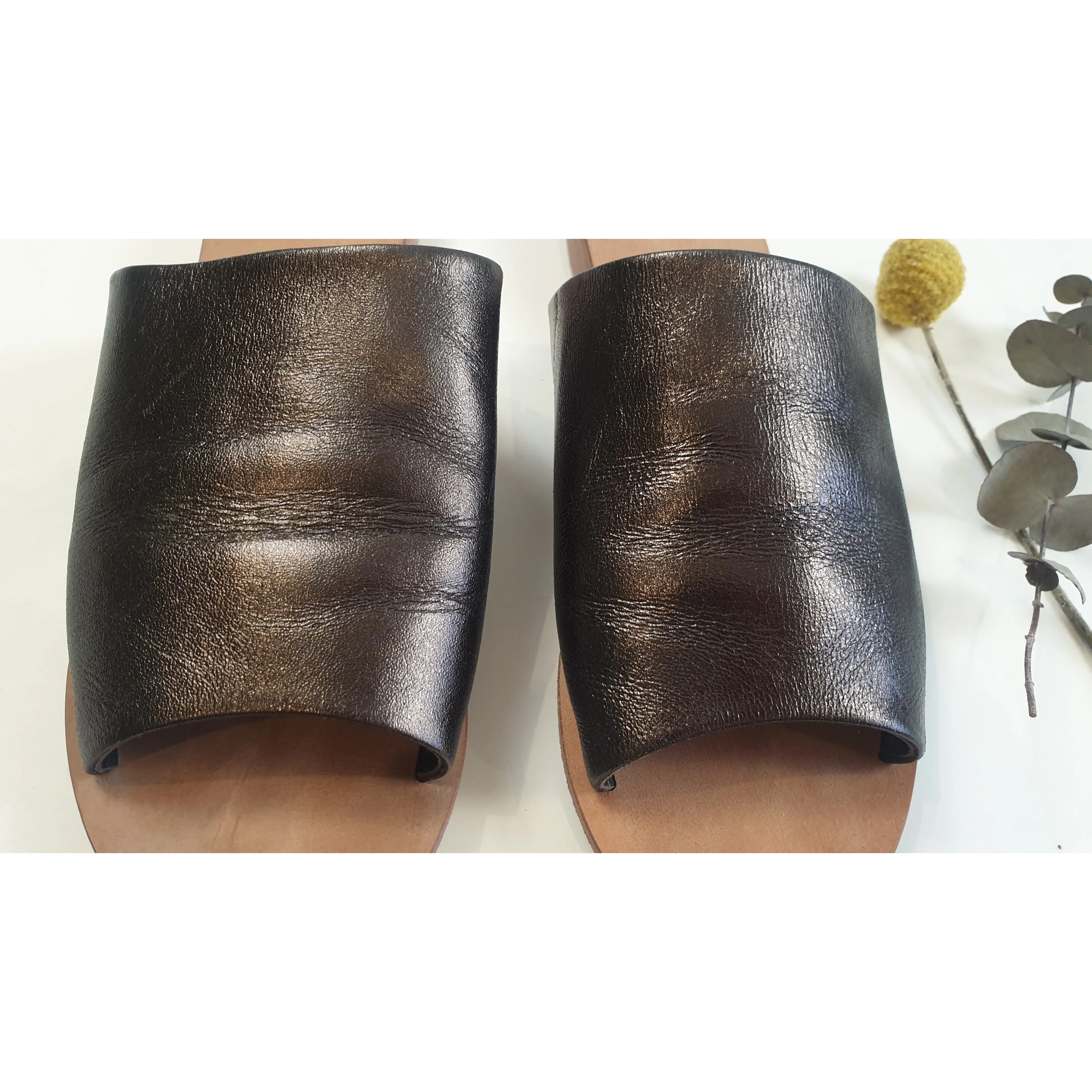 Elk dark bronze slip on shoes size 37