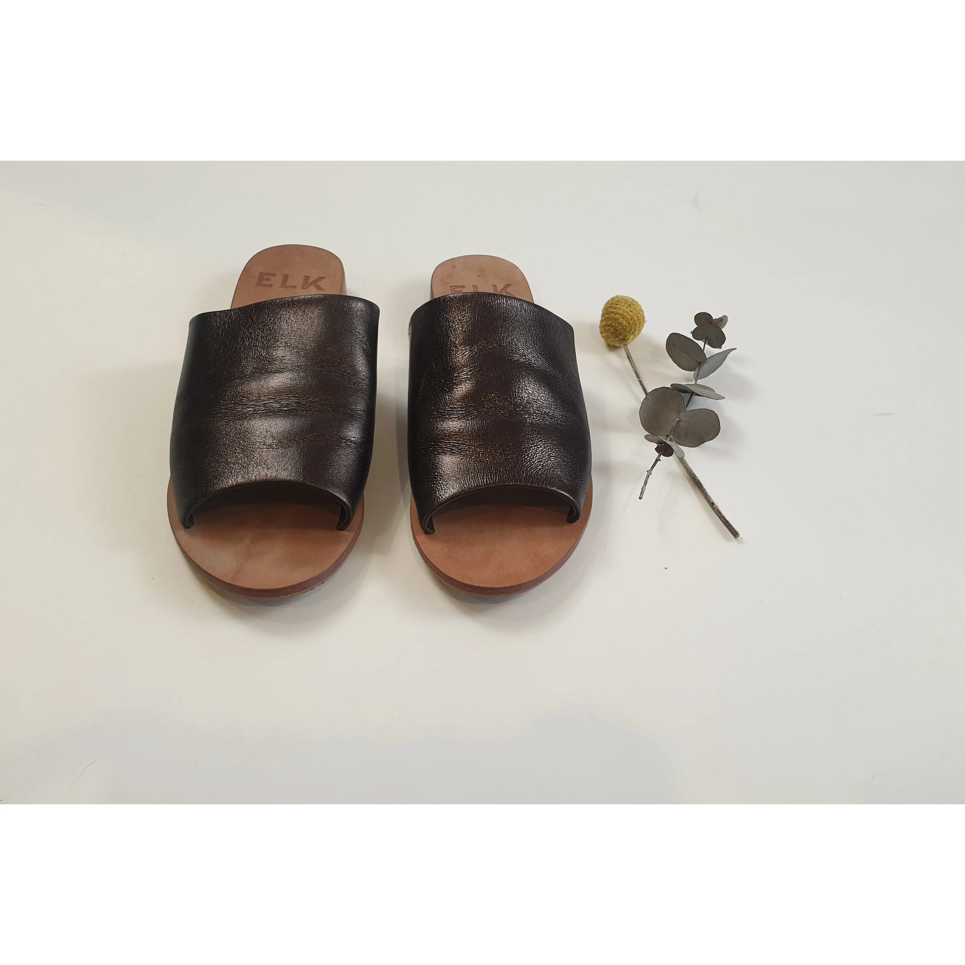 Elk dark bronze slip on shoes size 37