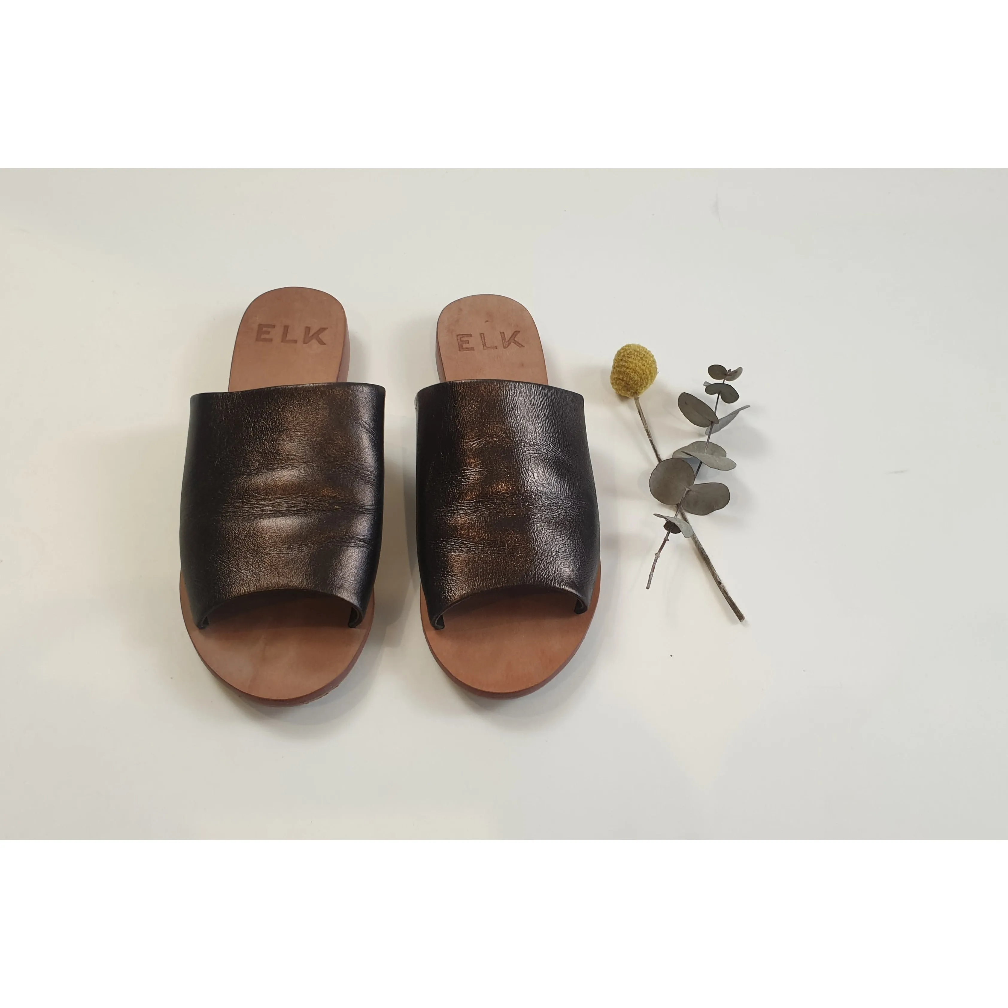 Elk dark bronze slip on shoes size 37