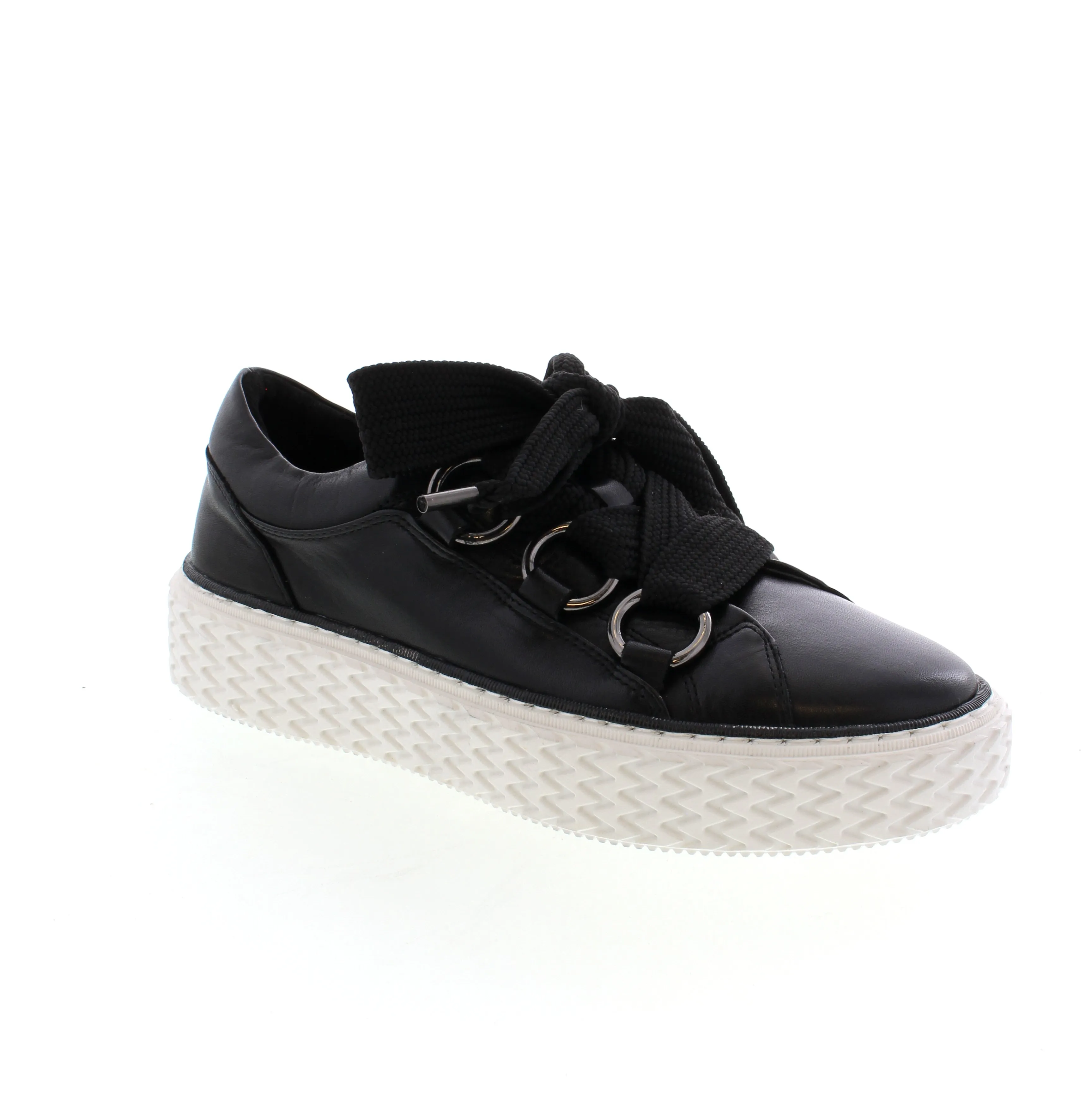 EOS Trinity - Black