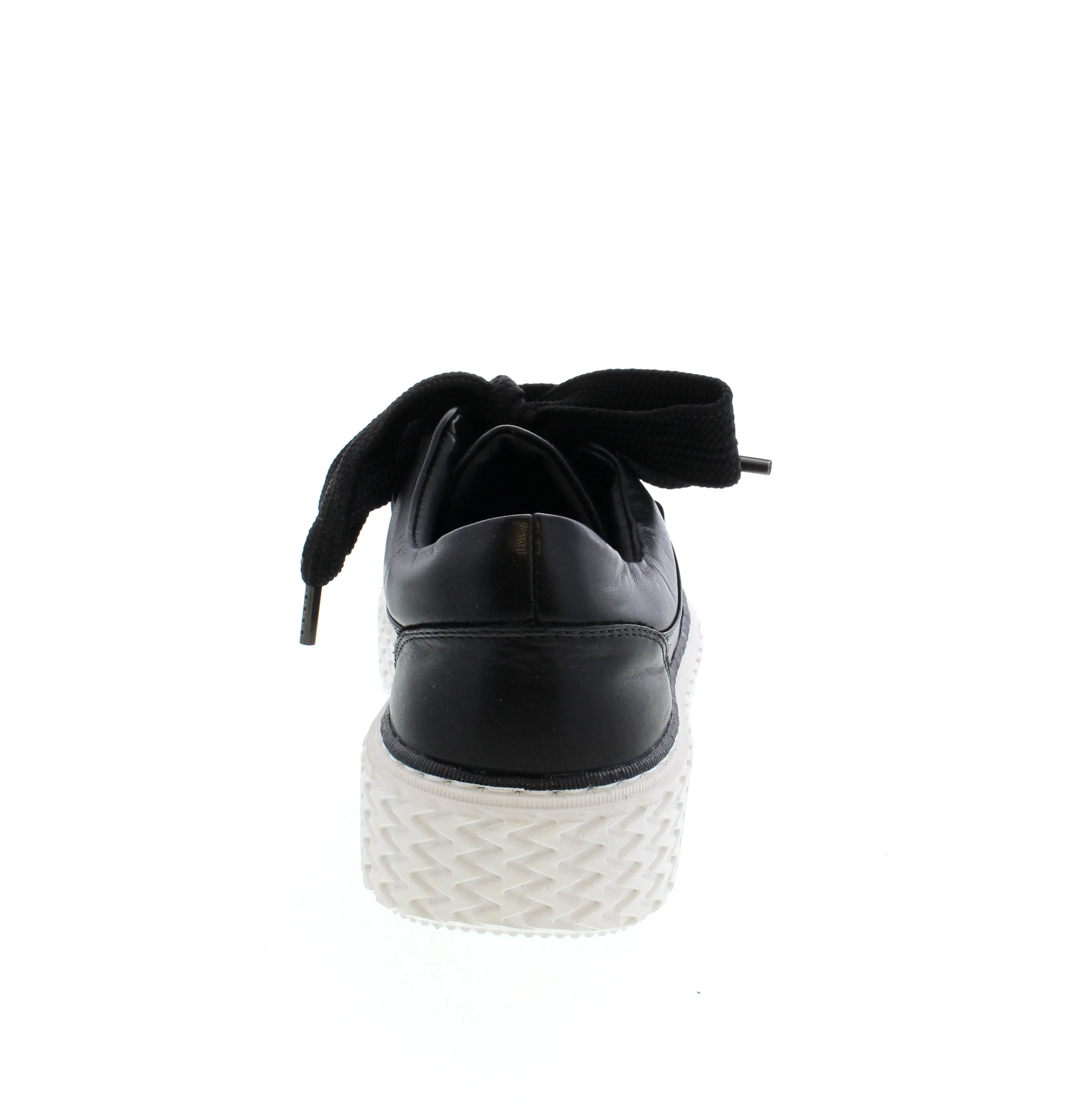 EOS Trinity - Black
