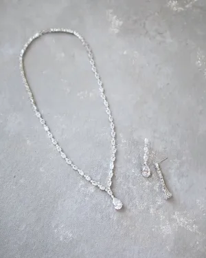 Essie Jewelry Set