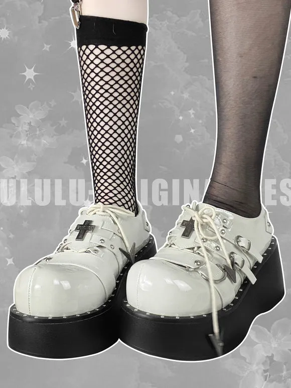 Gothic Lolita Footwear Black Grommets Metallic PU Leather Platform Lolita Pumps