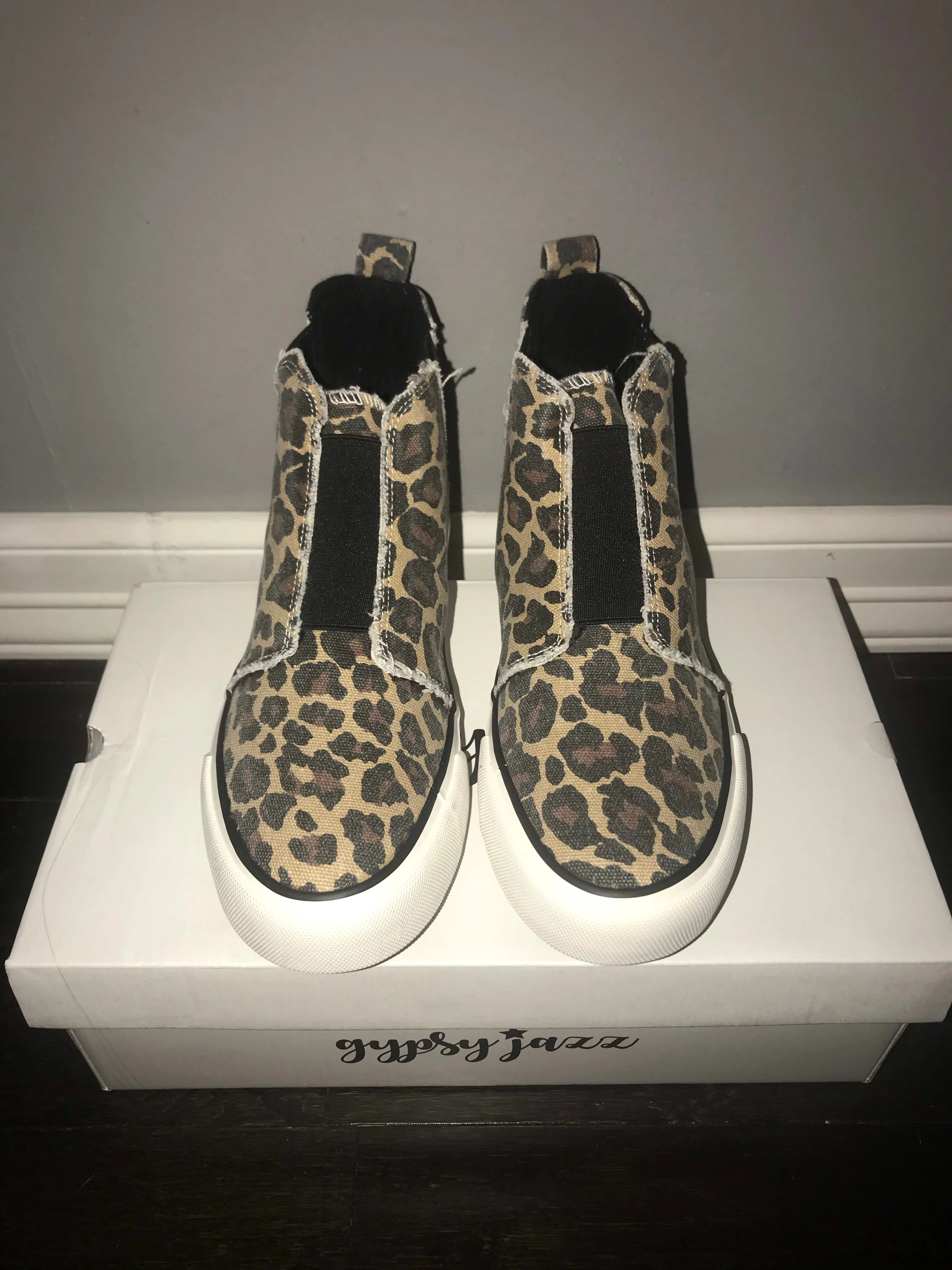 LEOPARD SHOES