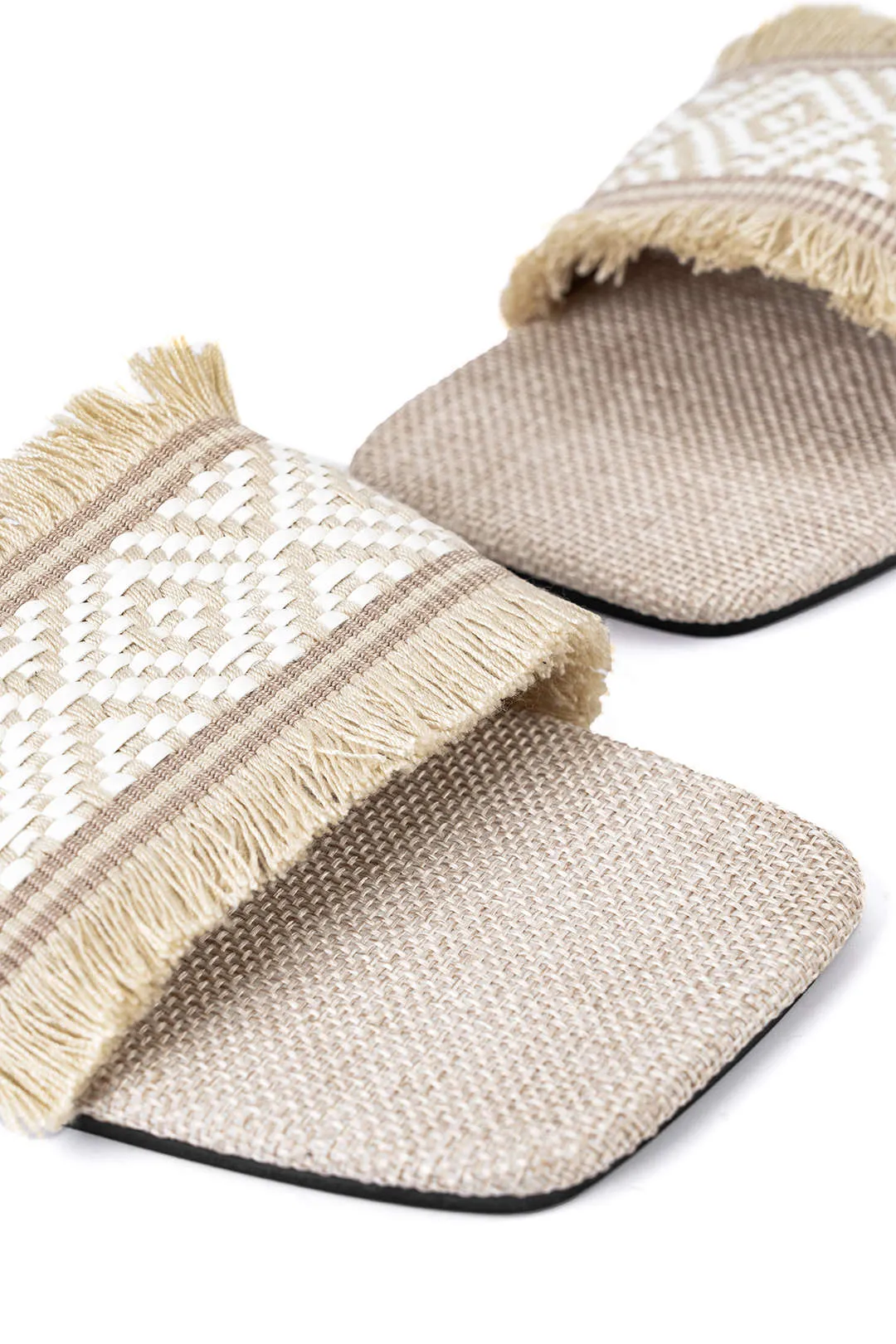 Margaret - Fringed Weave Woman's Beach Slides