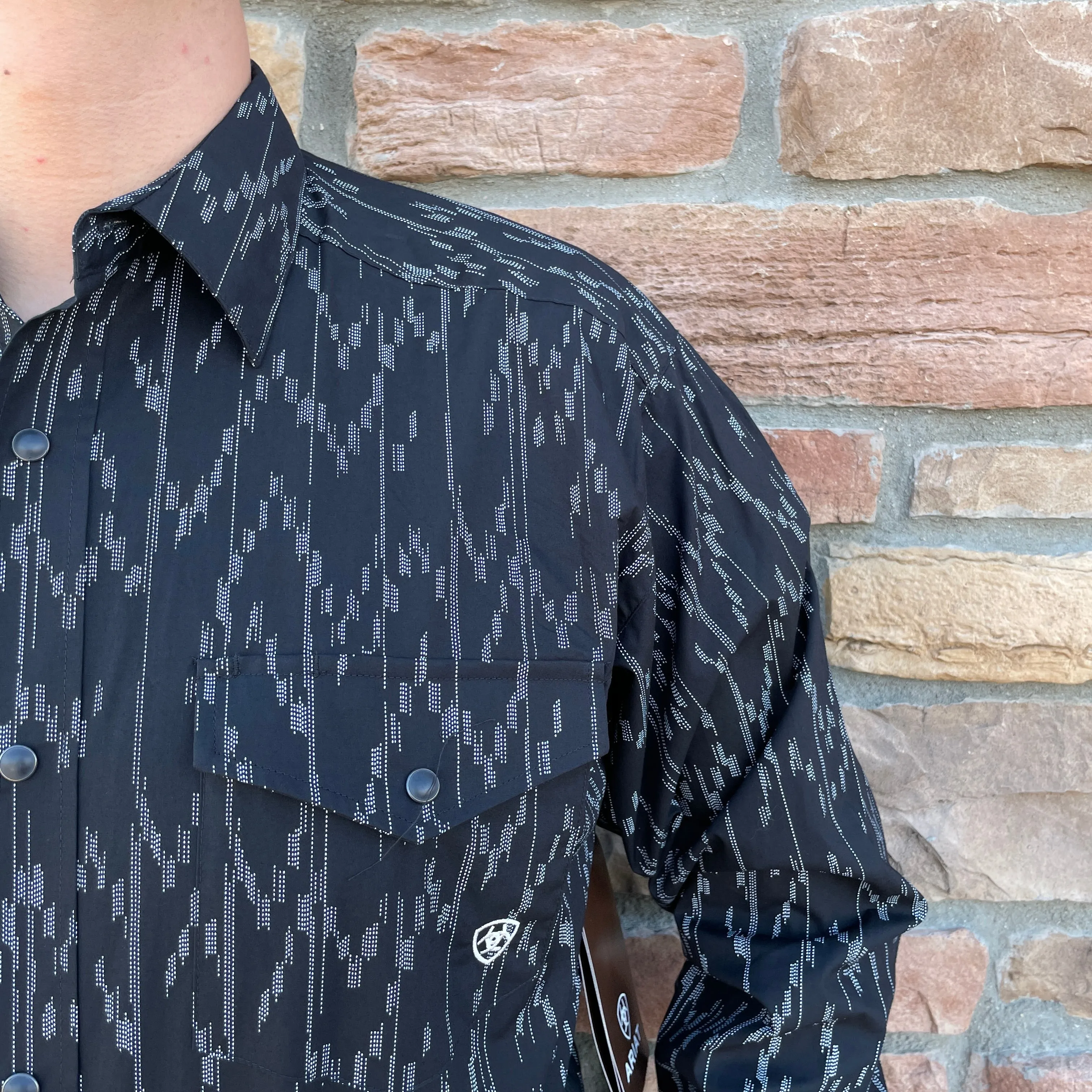 Men’s Ariat Black Shea Classic Fit Shirt