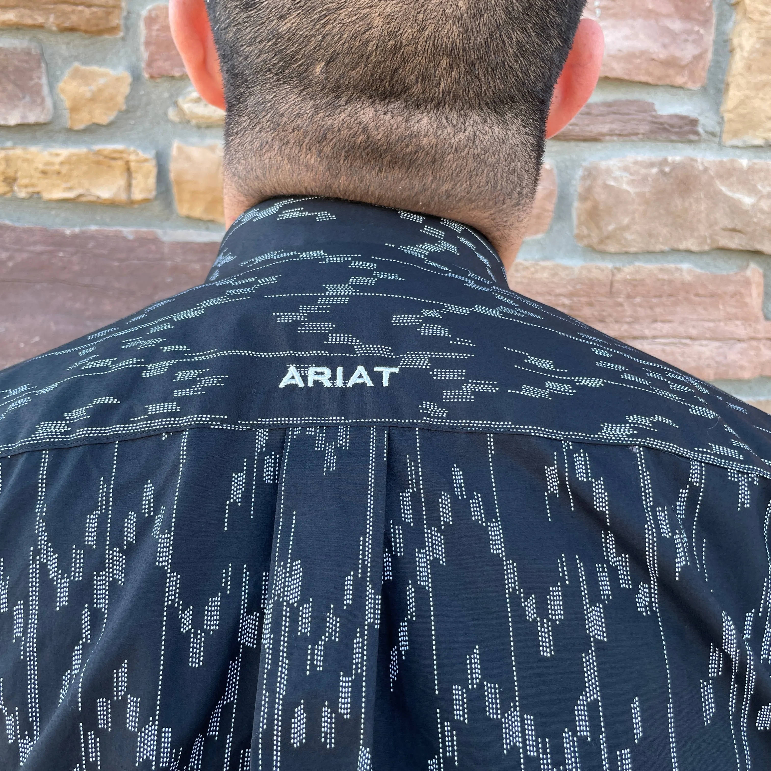 Men’s Ariat Black Shea Classic Fit Shirt