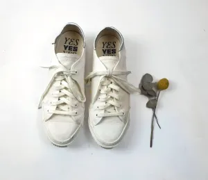 Radical Yes cream classic laceup shoes size 40