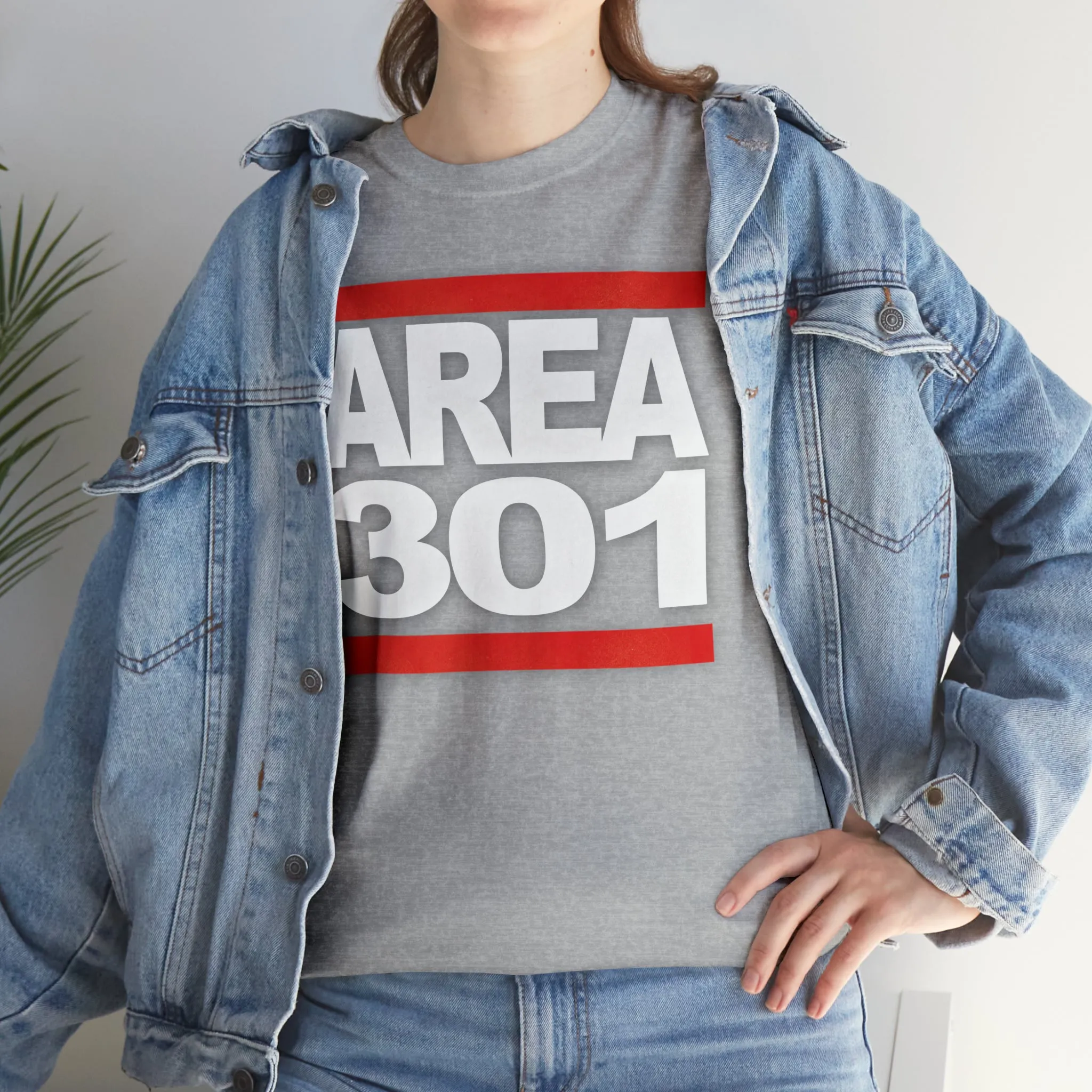 RUN 301 - Unisex Heavy Cotton Tee