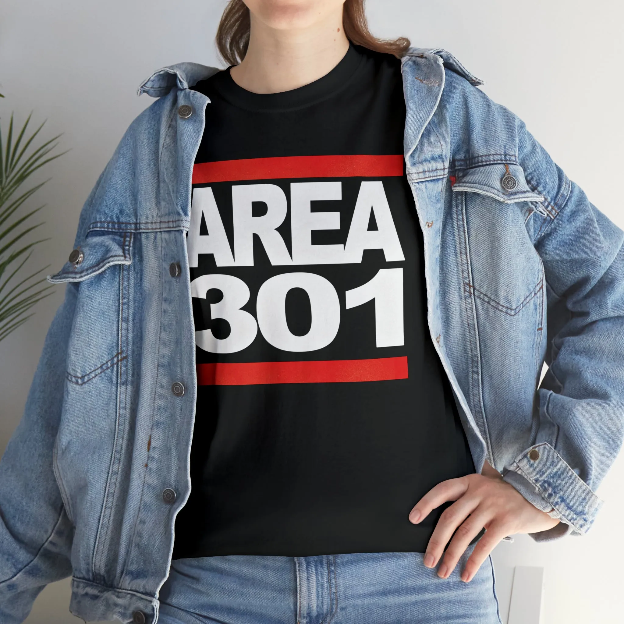 RUN 301 - Unisex Heavy Cotton Tee