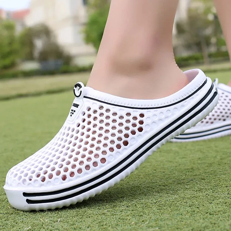 Sandales de plage luxe chic été 2024 / 2024 Women Shoes Beach Slippers Unisex Hollow Out Casual Couple Beach