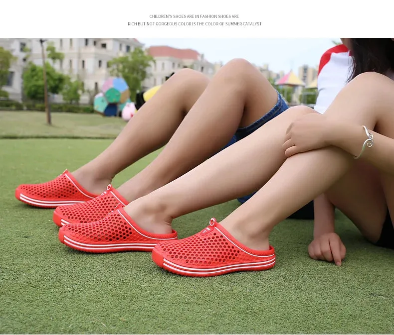 Sandales de plage luxe chic été 2024 / 2024 Women Shoes Beach Slippers Unisex Hollow Out Casual Couple Beach