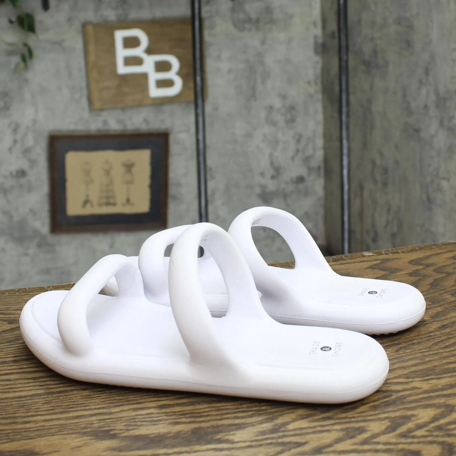 Shade & Shore Womens Ellen EVA Footbed Sandals 89887077 White 8M