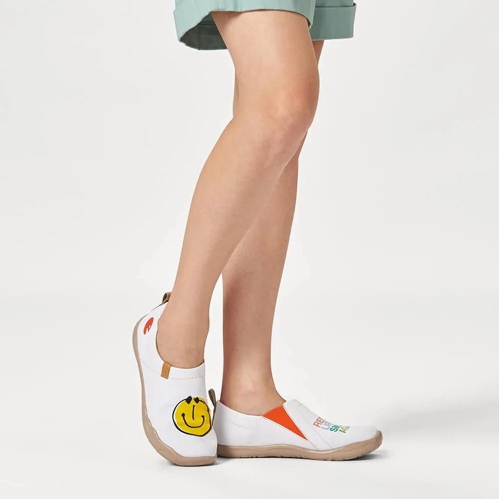 Smiley Canvas (For Men)