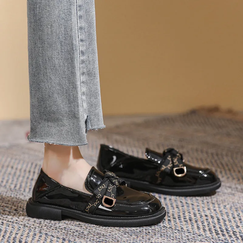 Spring and Autumn Women's Slip-on Shoes, Retro British Style Thick-soled Loafers