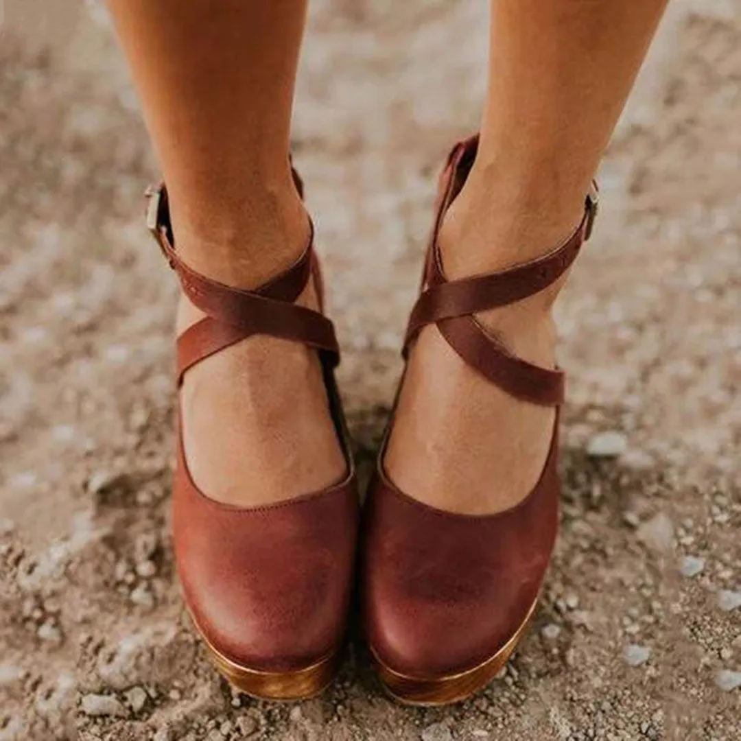 Timeless Closed-Toe Wedge Heel Shoes