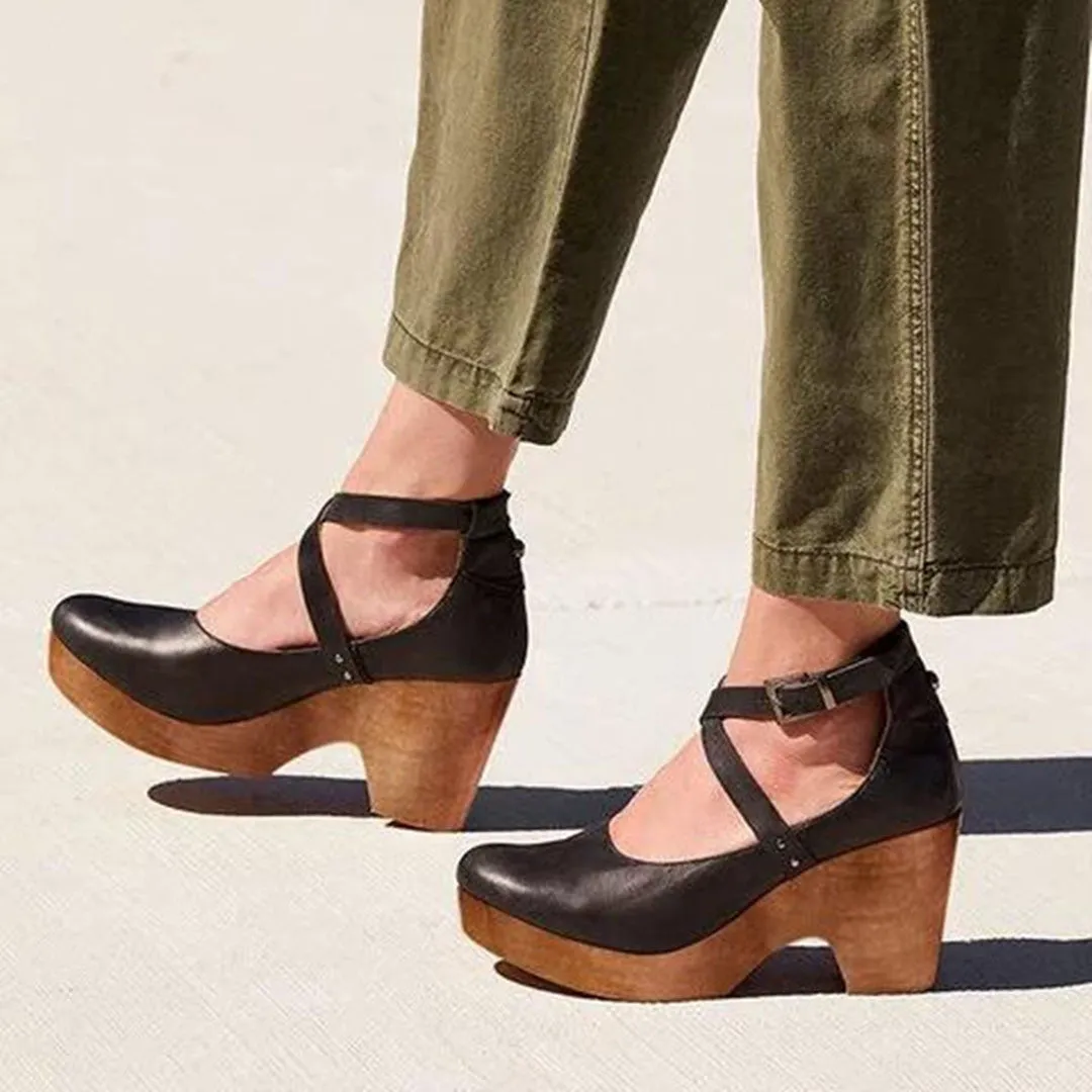 Timeless Closed-Toe Wedge Heel Shoes