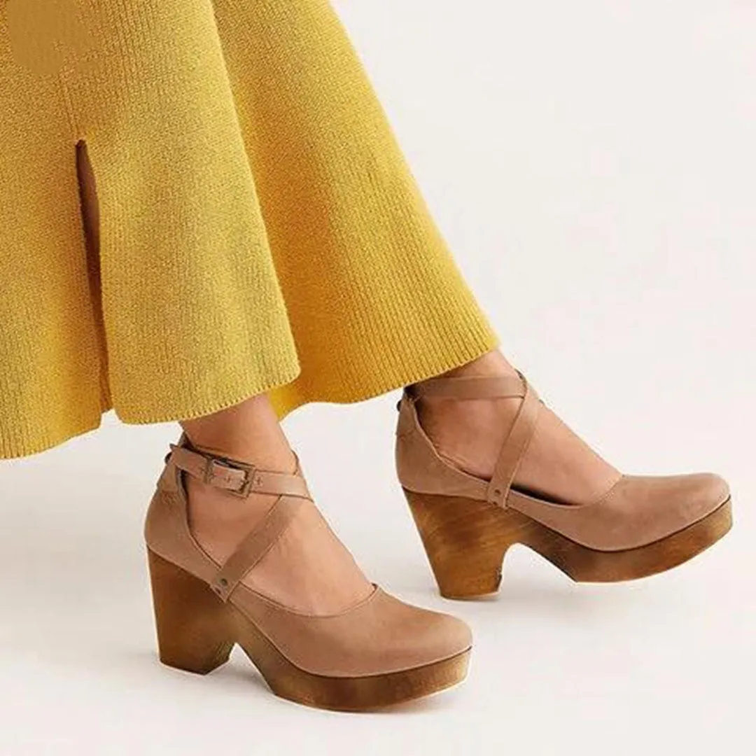 Timeless Closed-Toe Wedge Heel Shoes