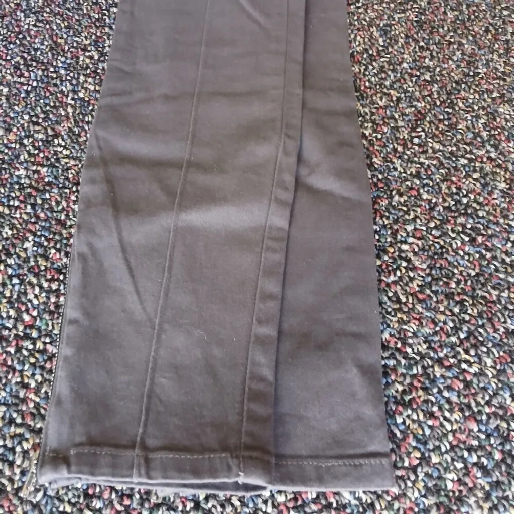UGC Forever 21 Charcoal Grey Skinny Slacks with ankle zippers size lg