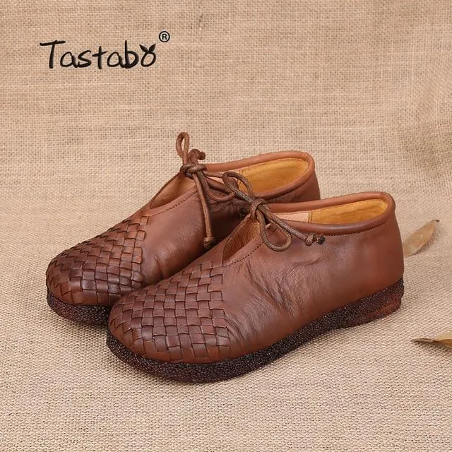 Women Flat Shoes Lace Up Moccasins Mother Soft Genuine Leather Ladies Shoes