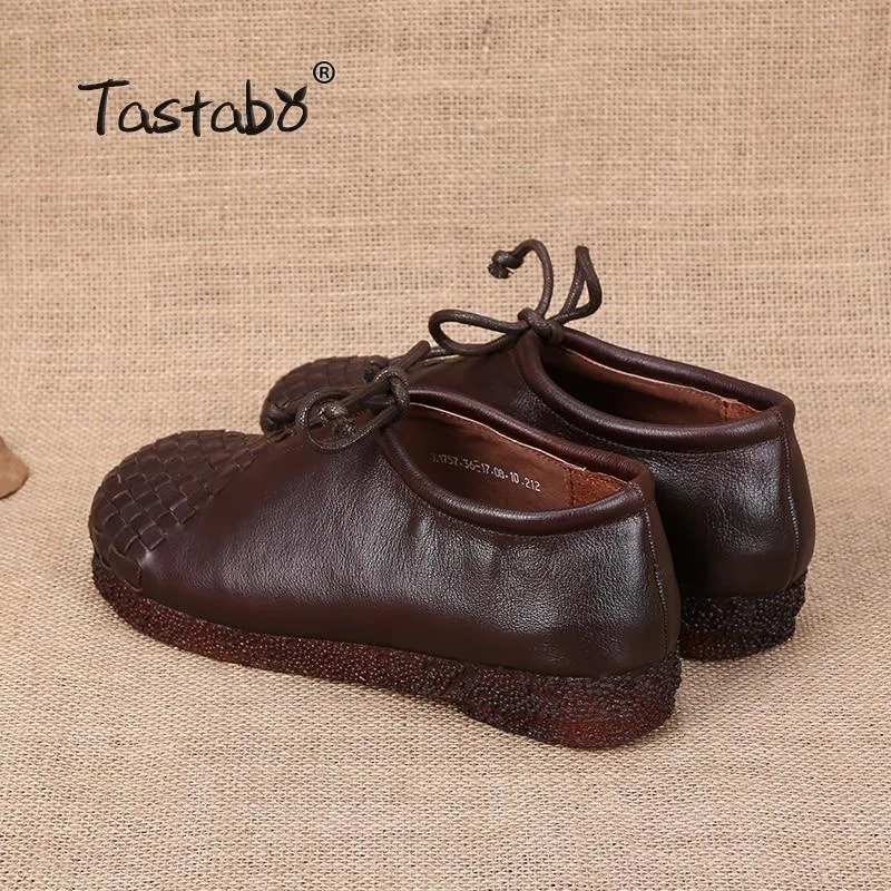 Women Flat Shoes Lace Up Moccasins Mother Soft Genuine Leather Ladies Shoes