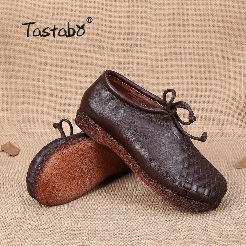 Women Flat Shoes Lace Up Moccasins Mother Soft Genuine Leather Ladies Shoes