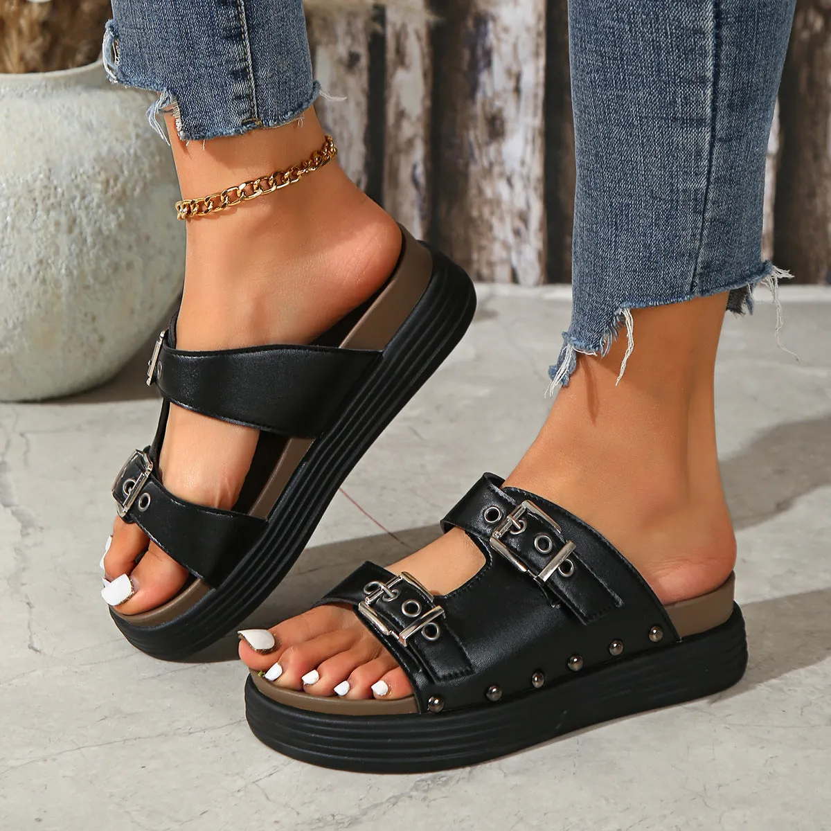 Women's Thick-soled Fashion Double-row Diamond Slippers Vacation Beach Shoes