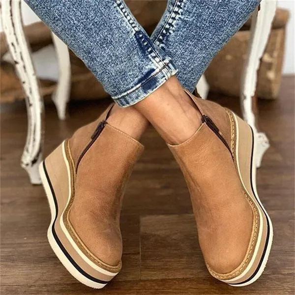 Zoe - Casual Ankle Boots