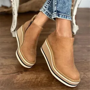 Zoe - Casual Ankle Boots